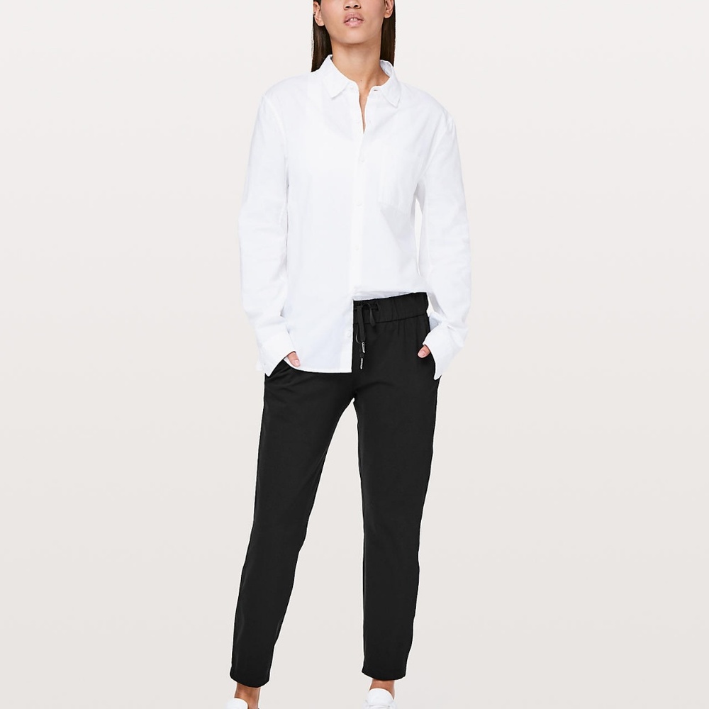Lululemon On the Fly Pant in Black Size 4
